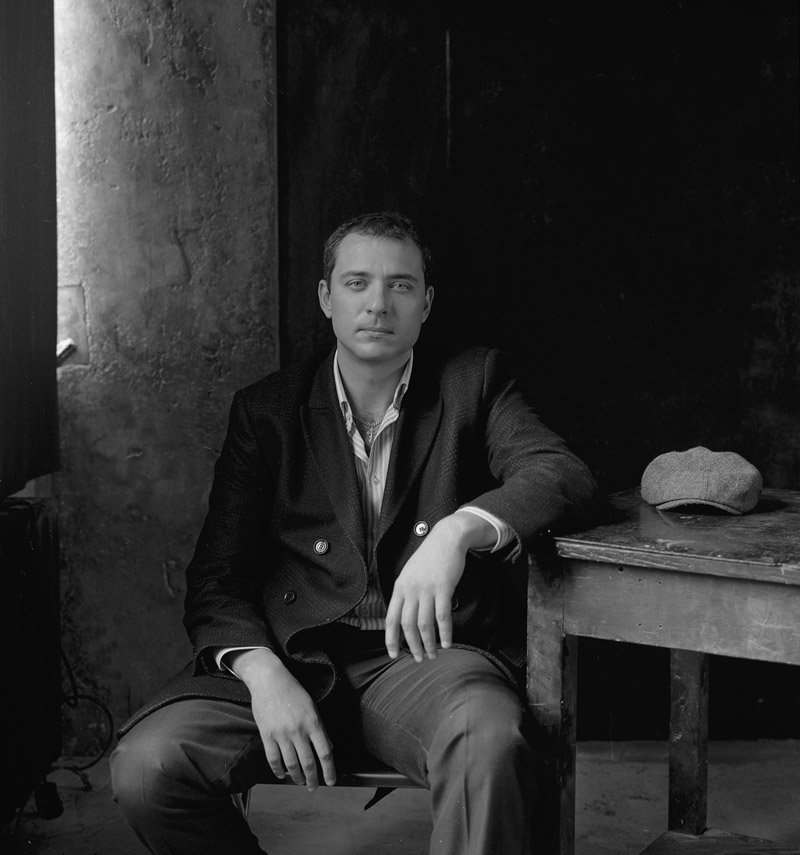 Jora, Werkstatt, September.