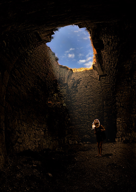 "... Hatte keine Zeit, nicht gefangen, entkam dem Drachen! ..."