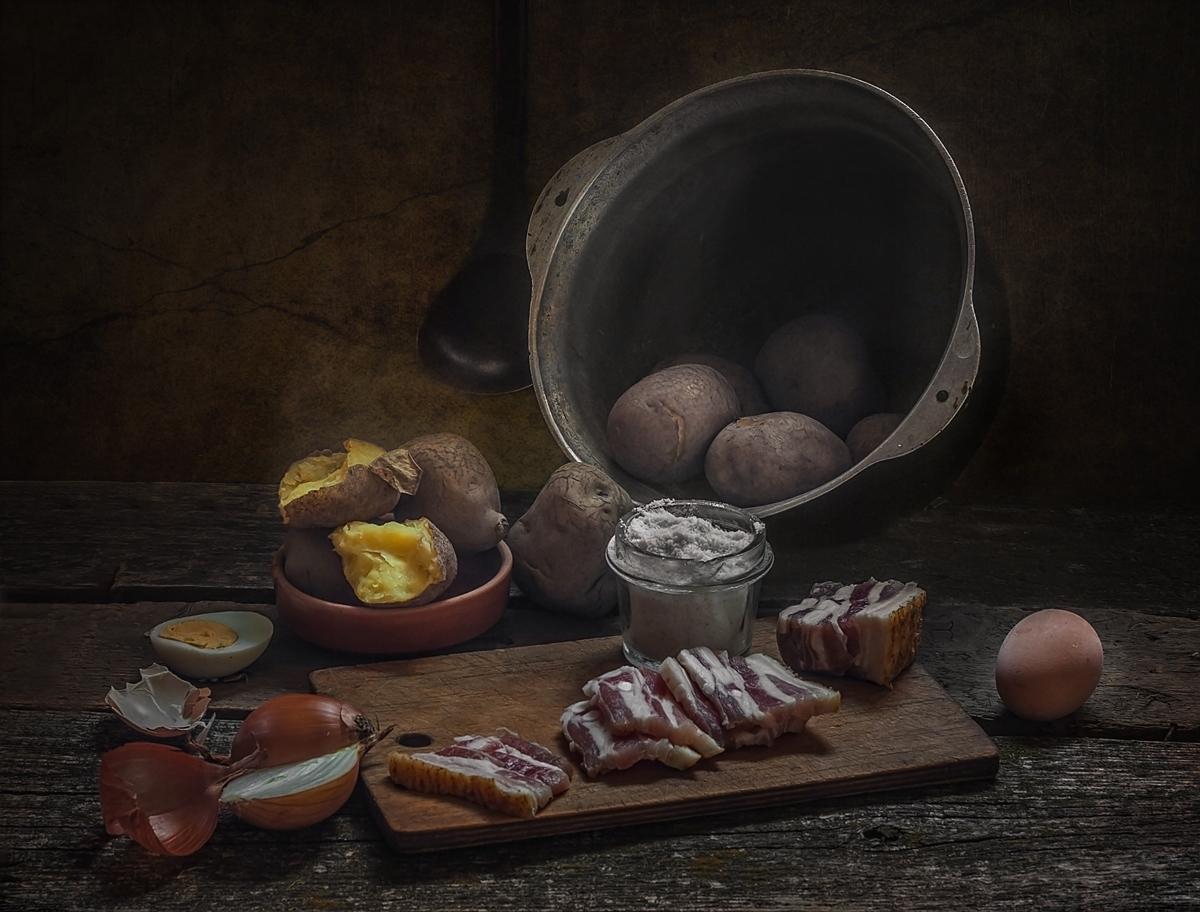 Pellkartoffeln ... :)