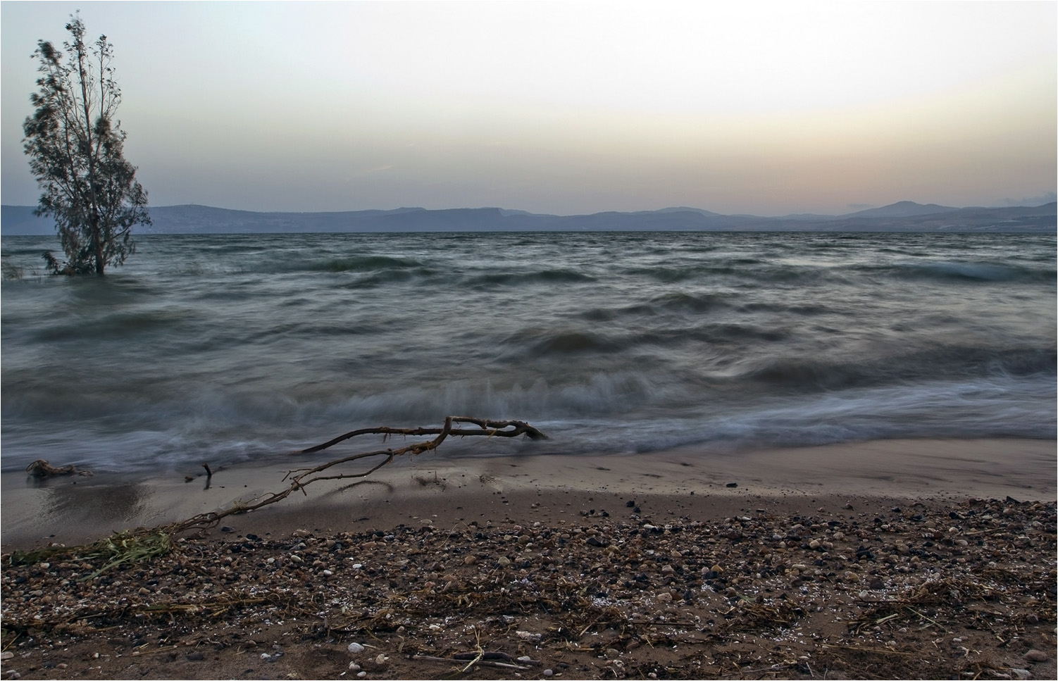 unfreundlich Ufer ...