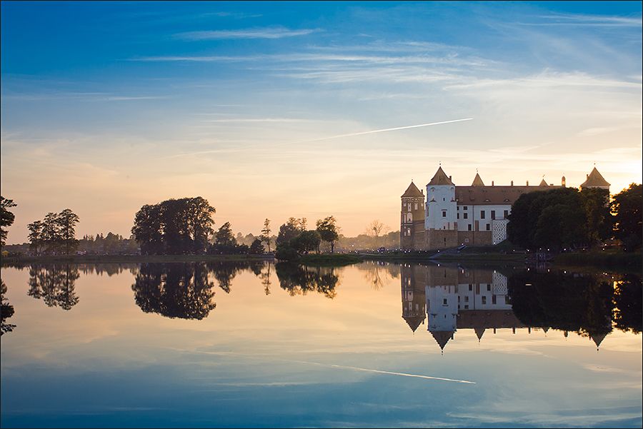 Ein ruhiger Abend in der Welt.