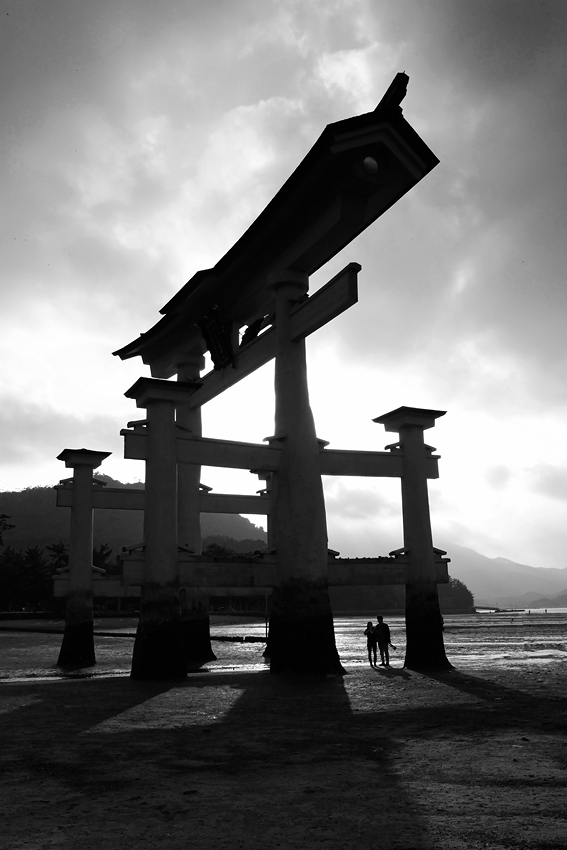 Mroezzhaya Vergangenheit Itsukushima