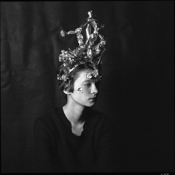 Anya und glänzende Band