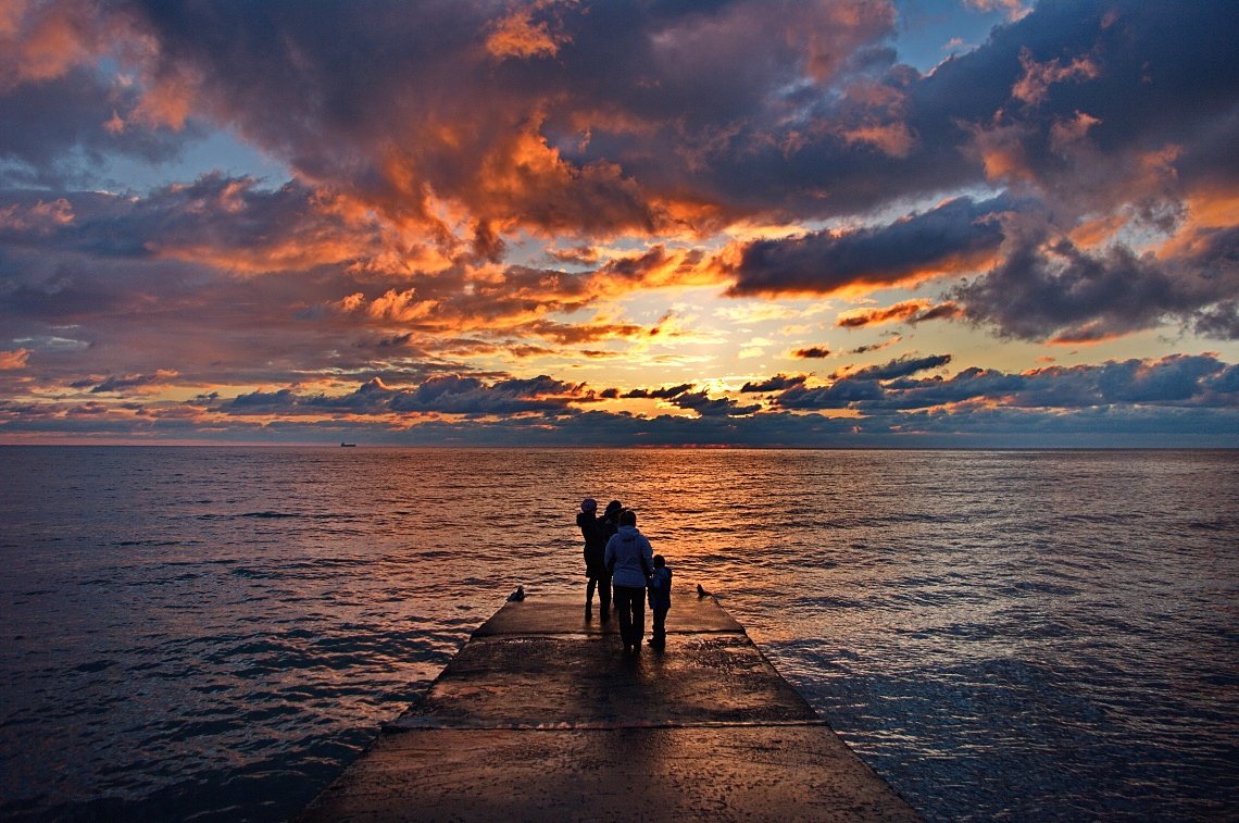 Bewundern Sie den Sonnenuntergang