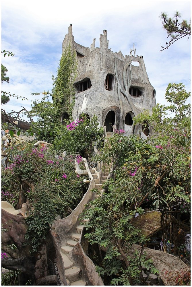 Crazy House Hotel.