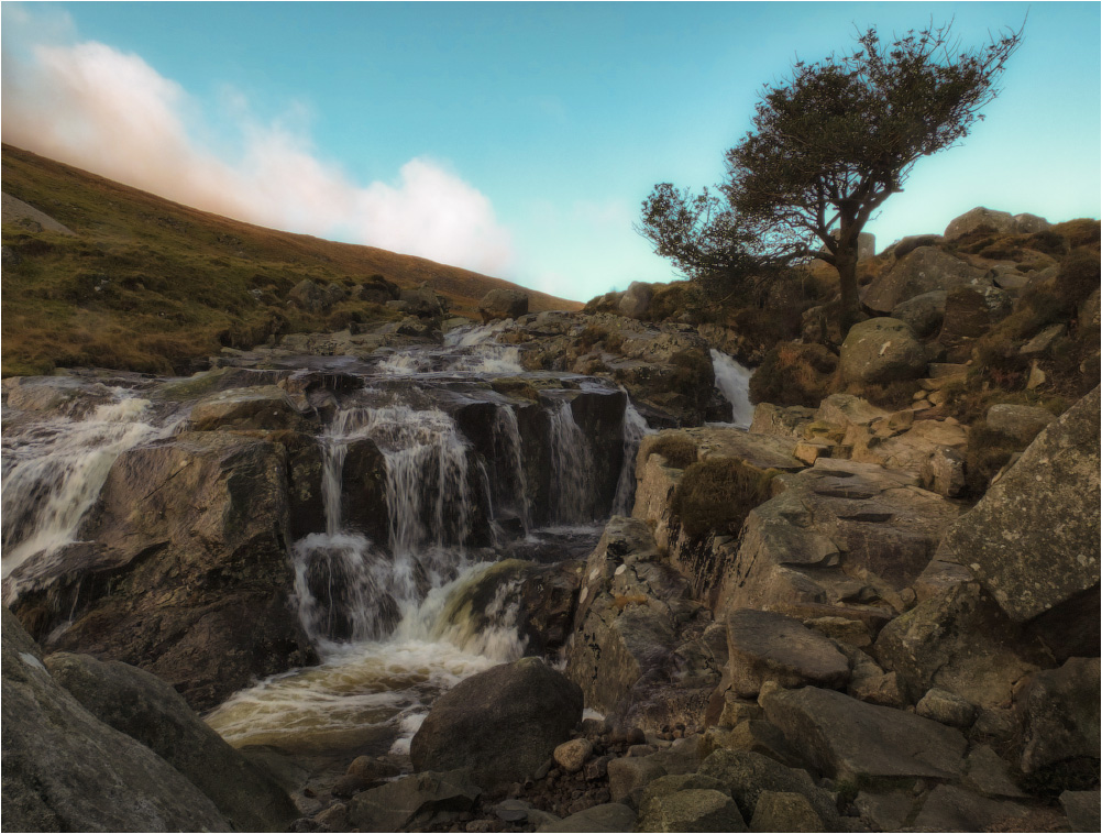 Glendalough ... CASCADE ...
