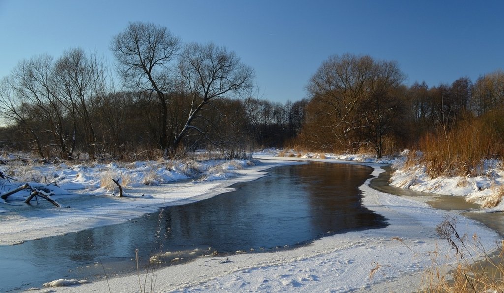 Abend auf dem Fluss Plisa