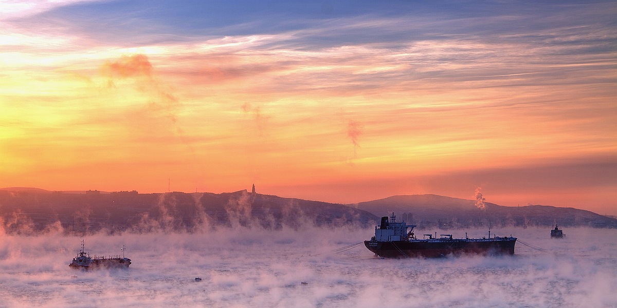 Kola-Bucht "schwimmt"
