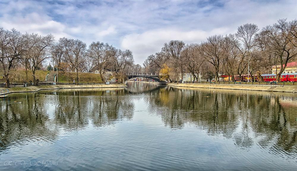 Parken Sie sie. L.Globy