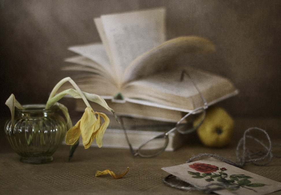 Fallende Blätter, verwelkte Blumenstrauß Wünsche ....