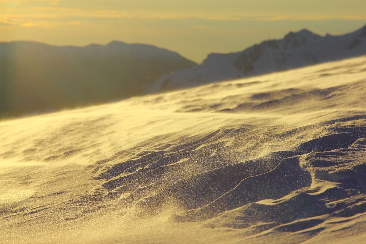 Schneesturm (Sonne und Wind).