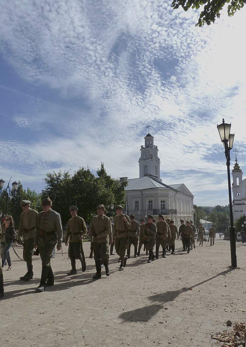 Небо - единственная вечность, которую мы можем видеть.