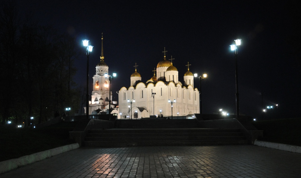 Himmelfahrts-Kathedrale, Wladimir Nacht.