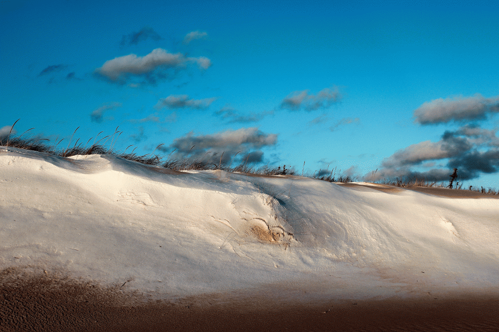snow,sky,sand...
