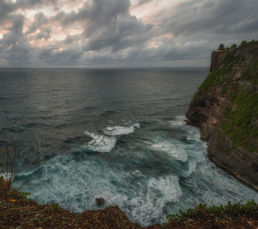 Uluwatu Klippe ... 3