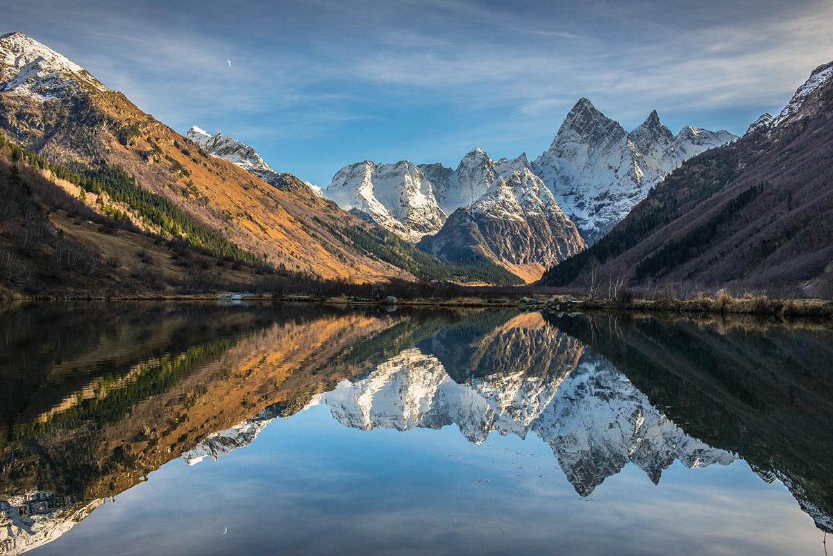 Tumanly Kel-See-und Berg Chotcha (3637 m)