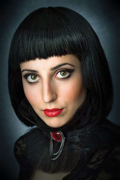 Three Colors. Scarlet.