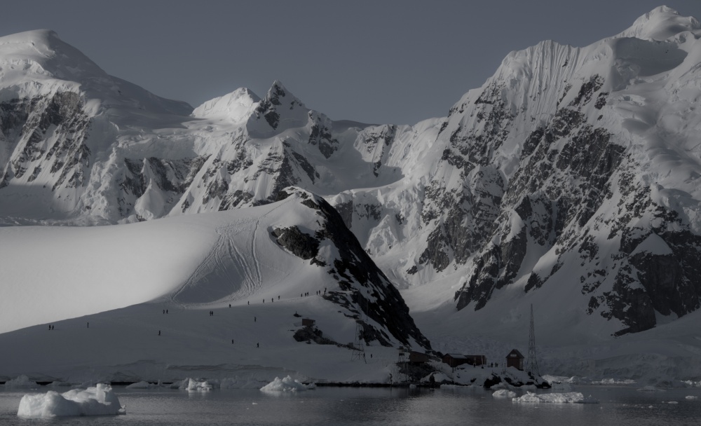 schneebedeckten Gipfeln