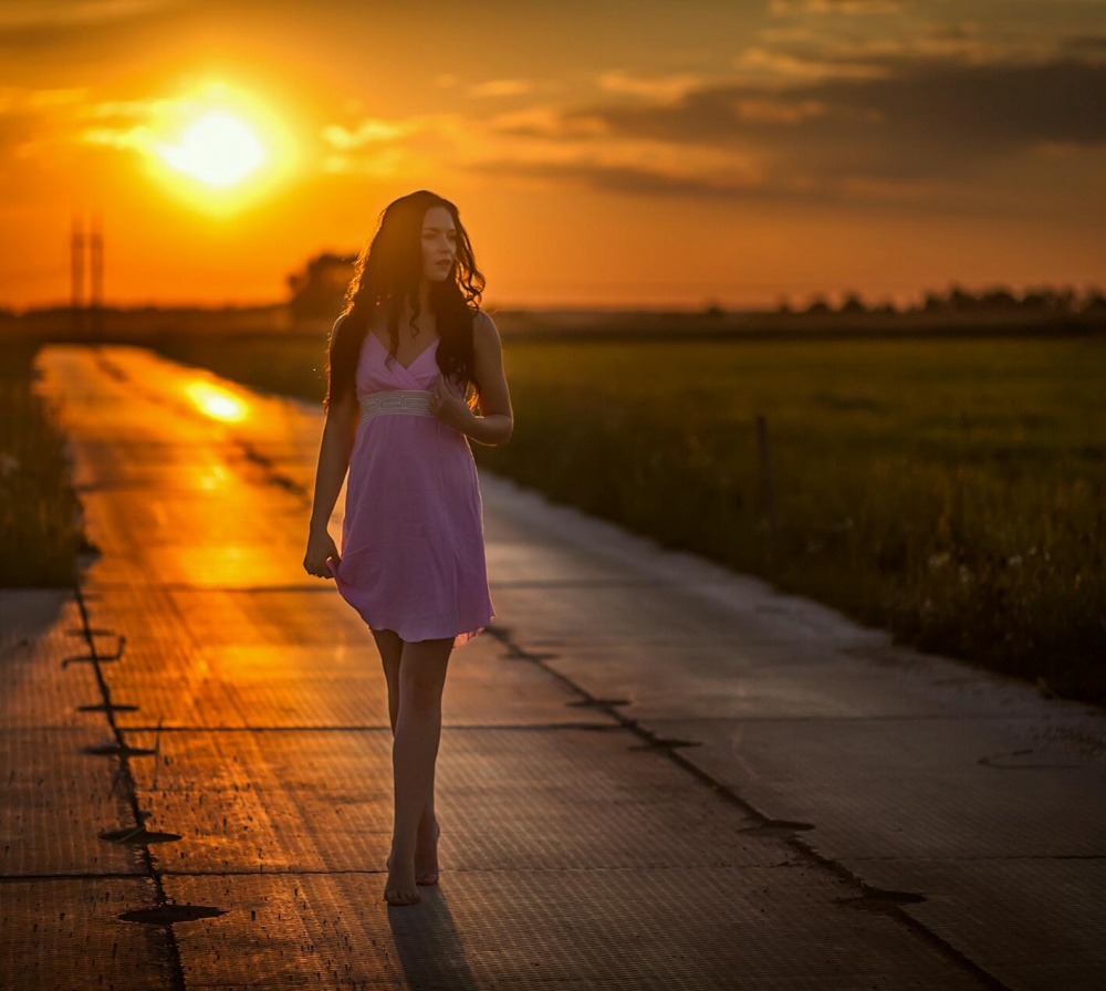 Spaziergang bei Sonnenuntergang