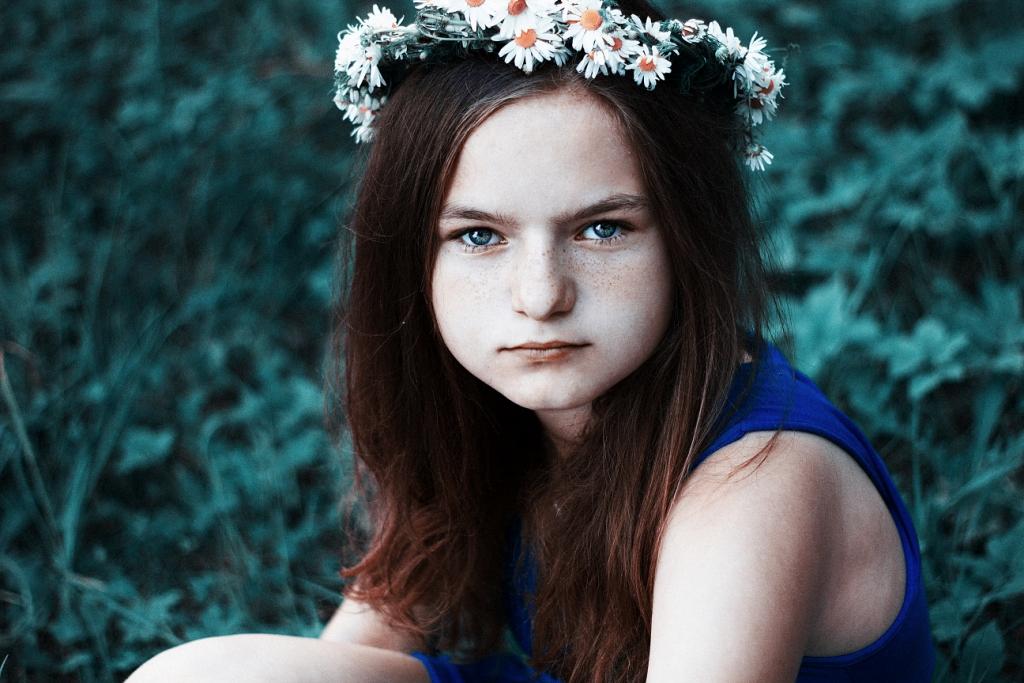 Mädchen mit Kranz