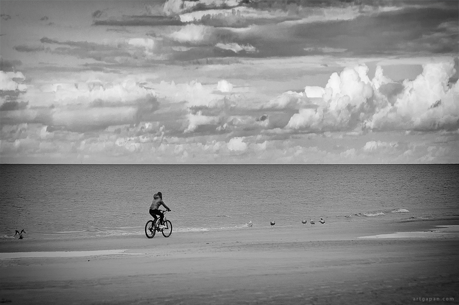 Zu Fuß entlang der Küste ..