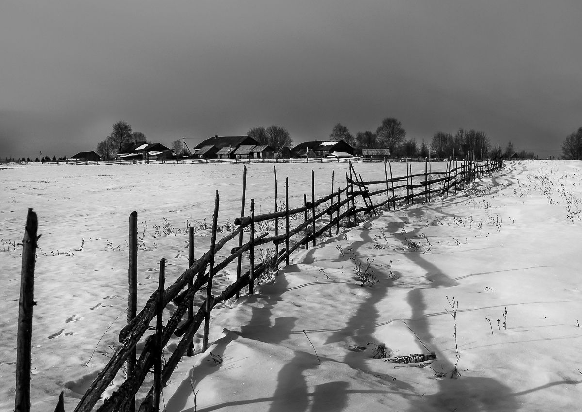 Entlang dem Zaun ...