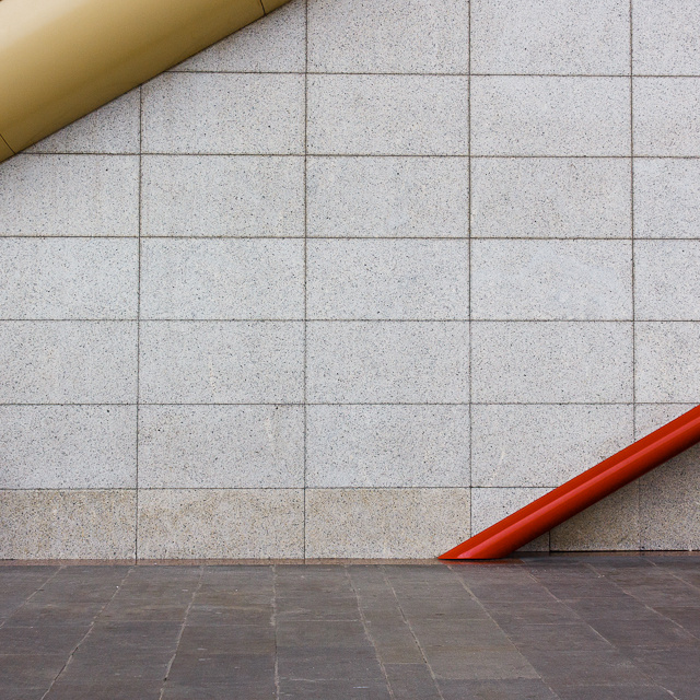 #9464. The thin red line