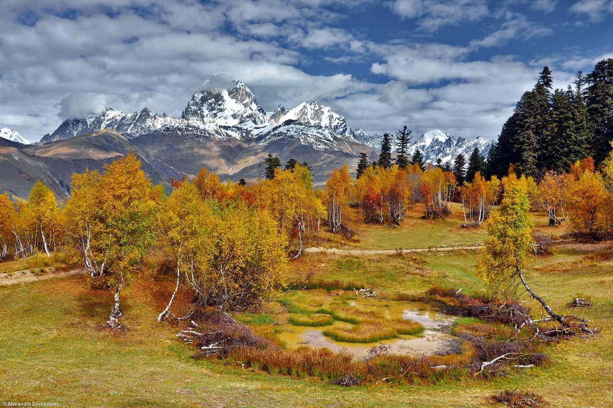 Ushba. View from Hatsvali