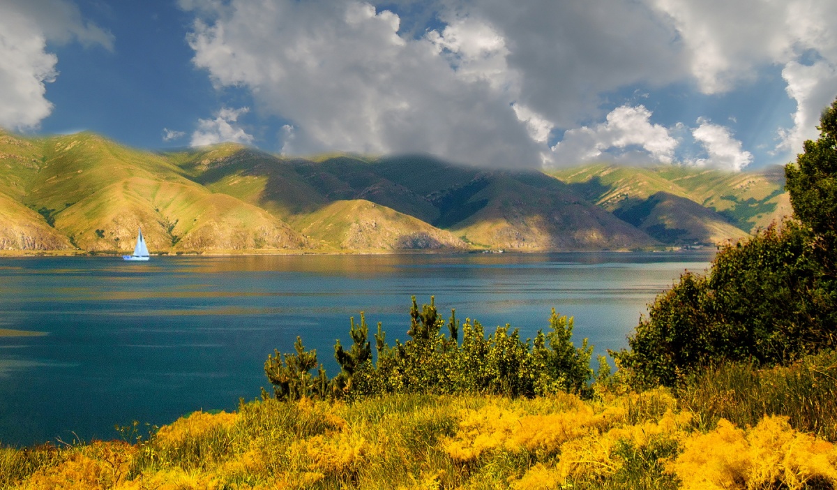 Gehen Sie auf einem Segelboot