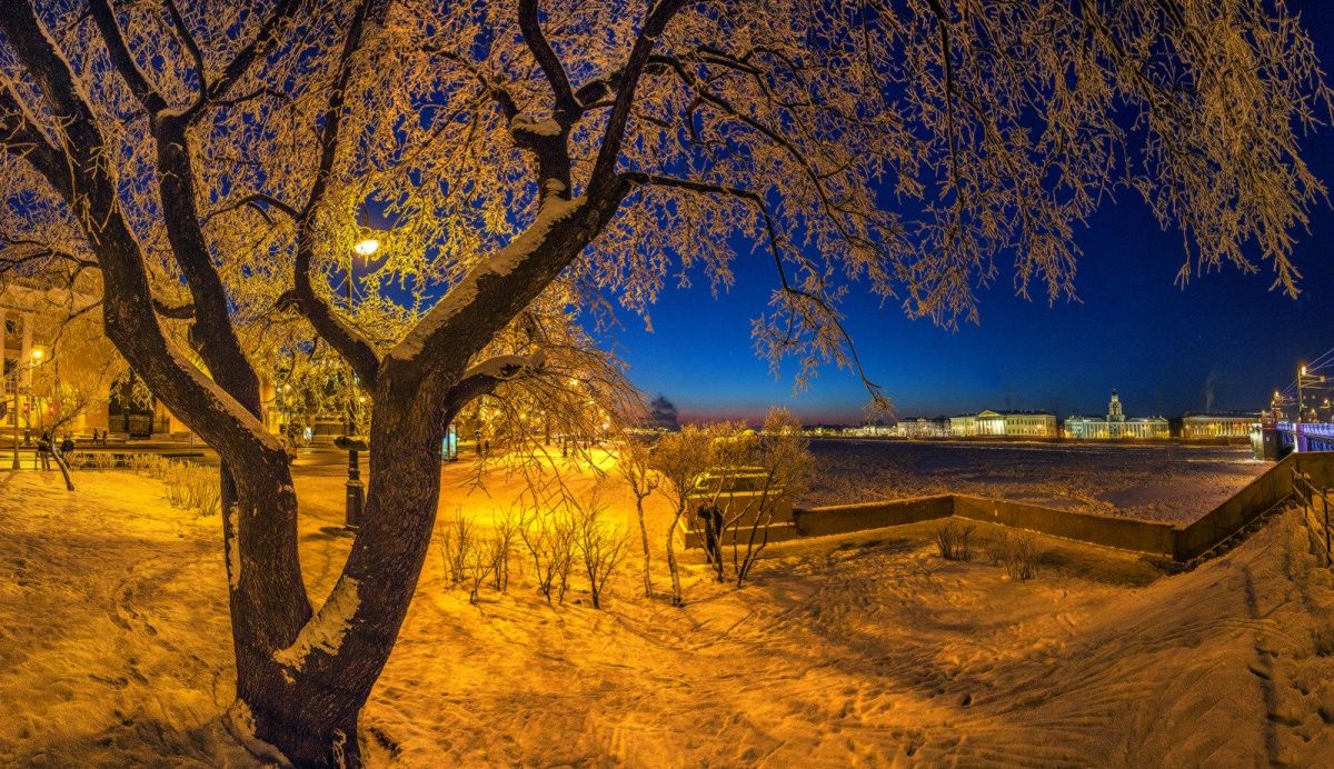 Embankment im Winter.