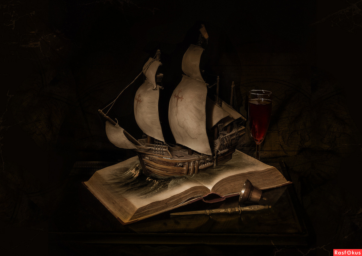 Brigantine wirft Segel