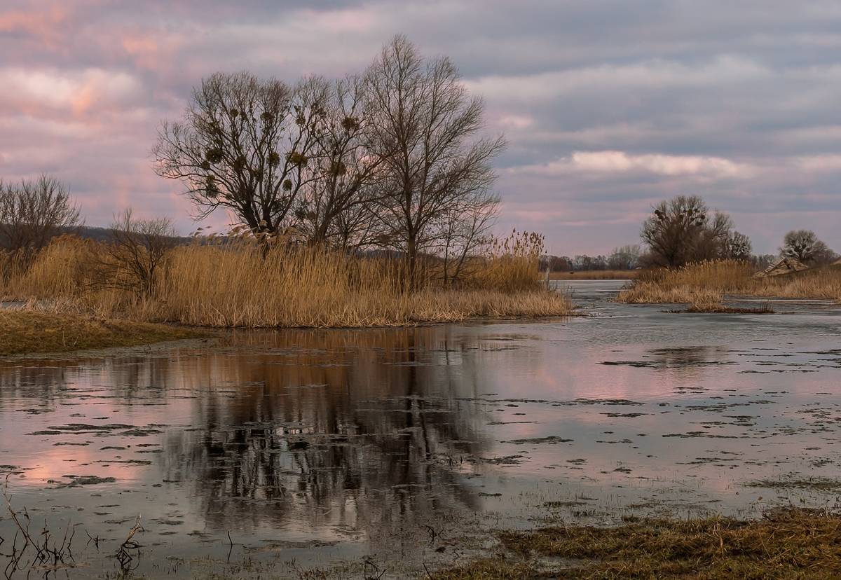 März verschüttet ..