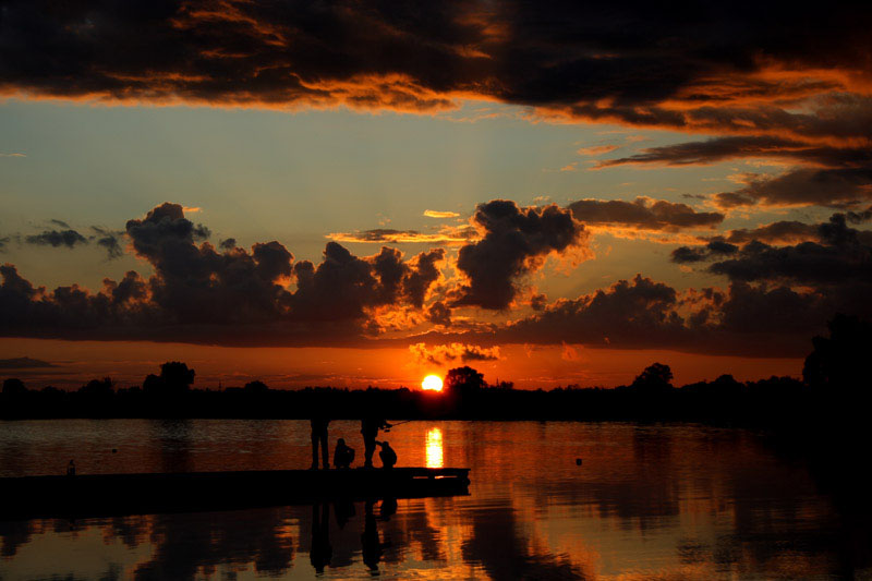 Angeln bei Sonnenuntergang