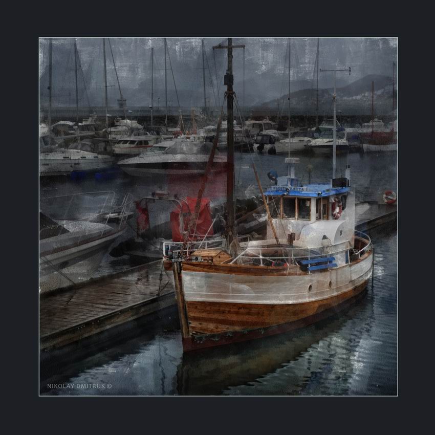 kleinen Boot. Finnsnes. Norwegen April 2015