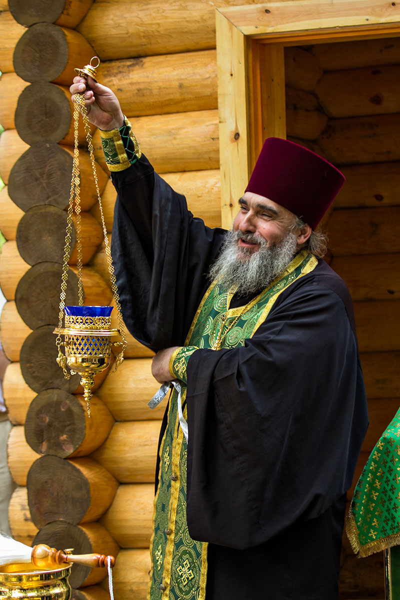 Ein Geschenk von dem Gouverneur der Region Vitebsk A. Kosinets