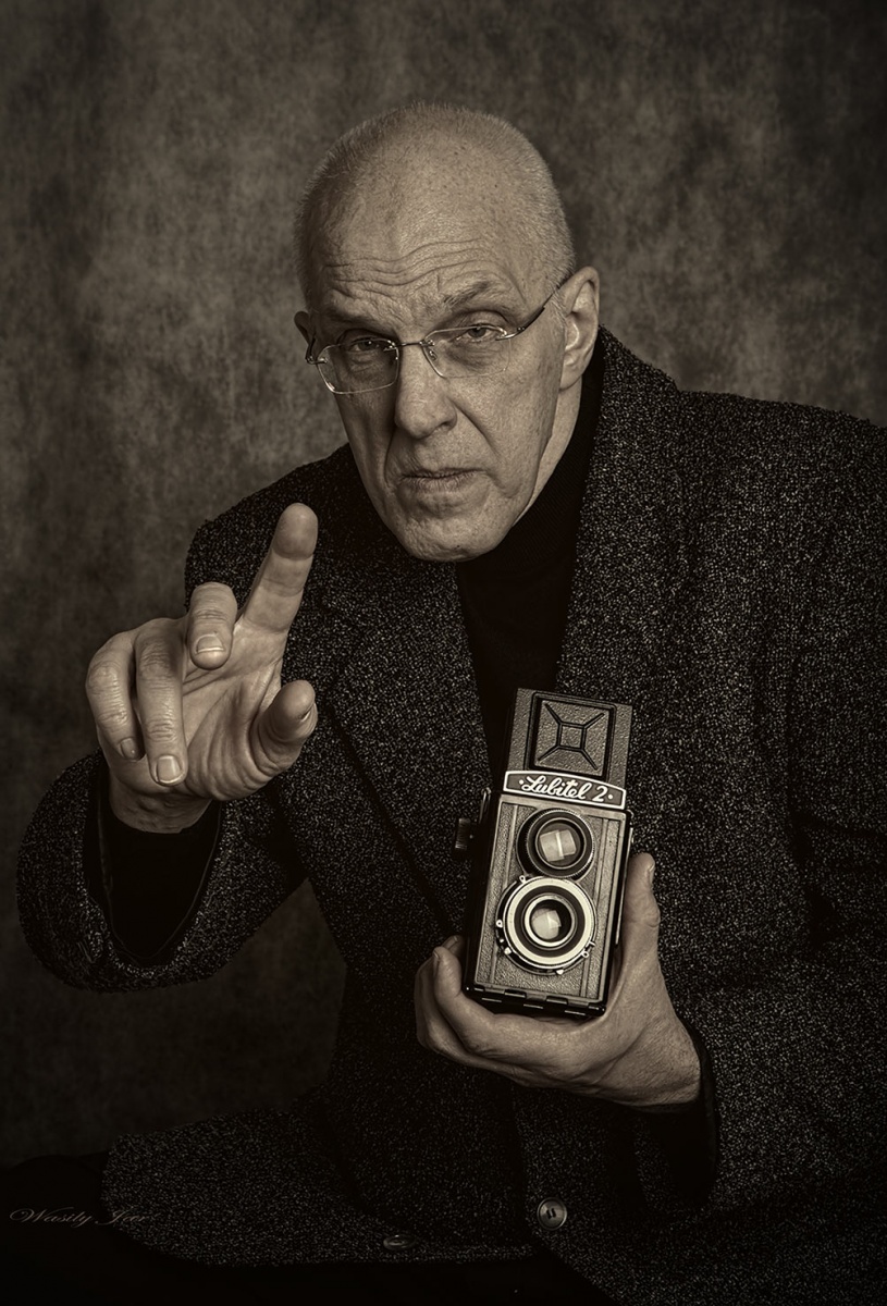 Unser Kollege. Alexander.