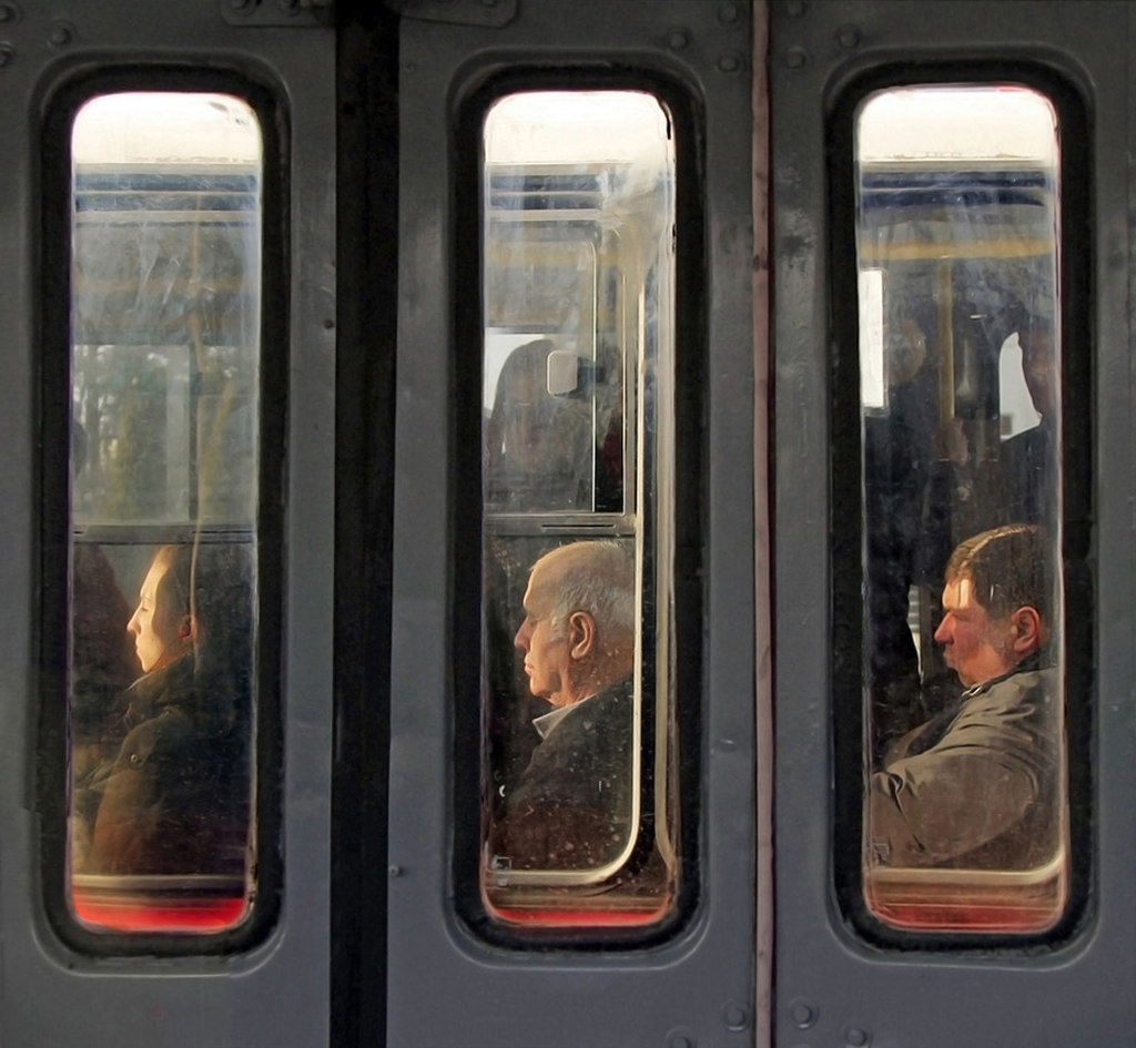Vorsicht Die Türen sind verschlossen - Triptychon