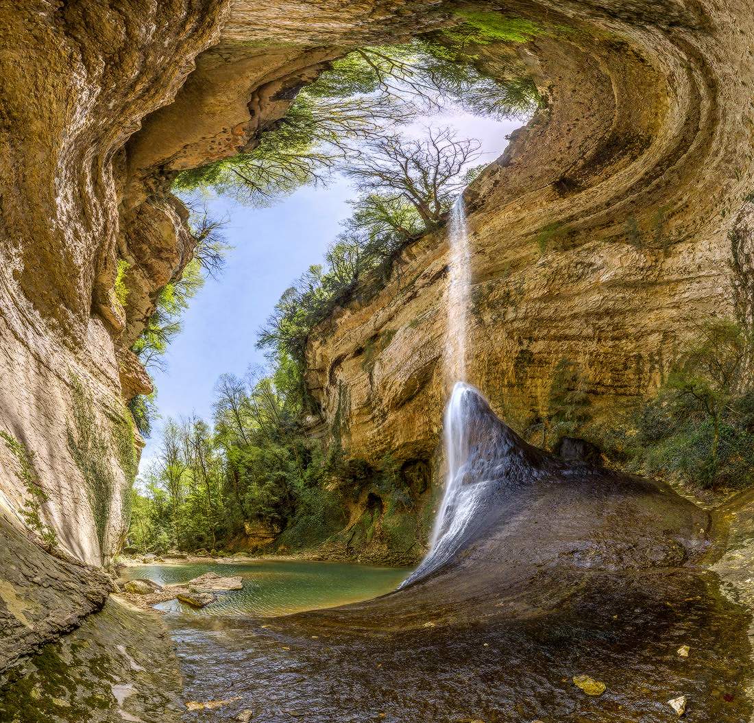 Wasserfall in der Schlucht.
