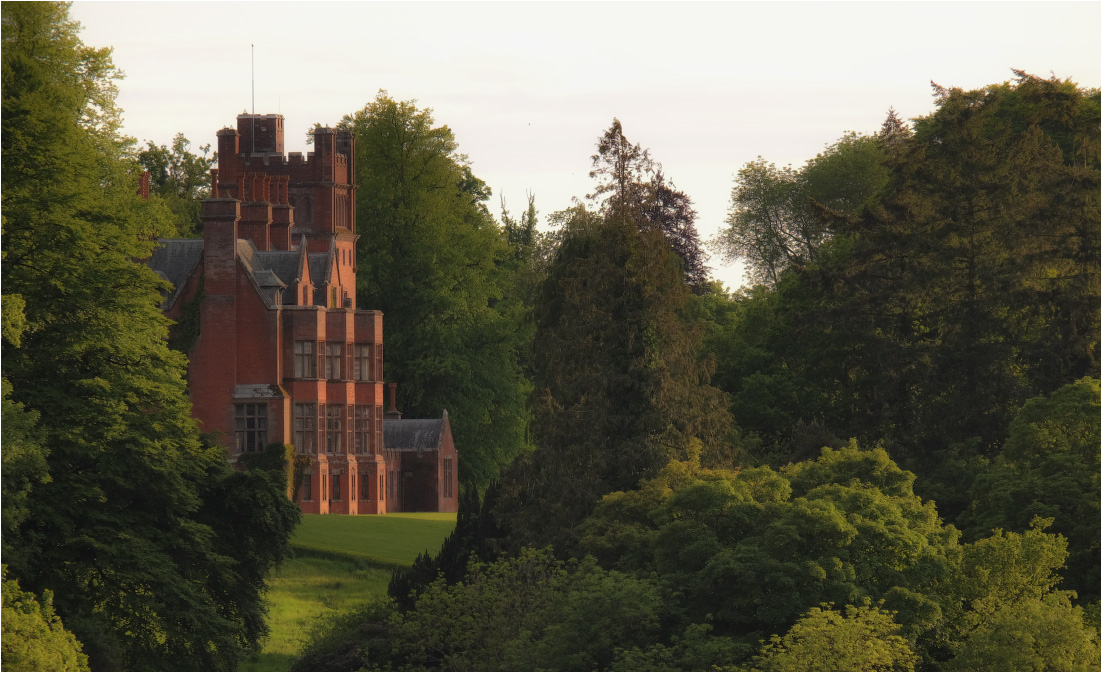 ...Ardmulchan Castle...