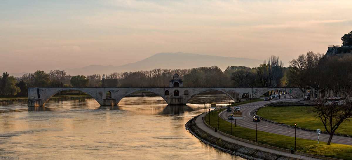 Sonnenaufgang auf der Rhone