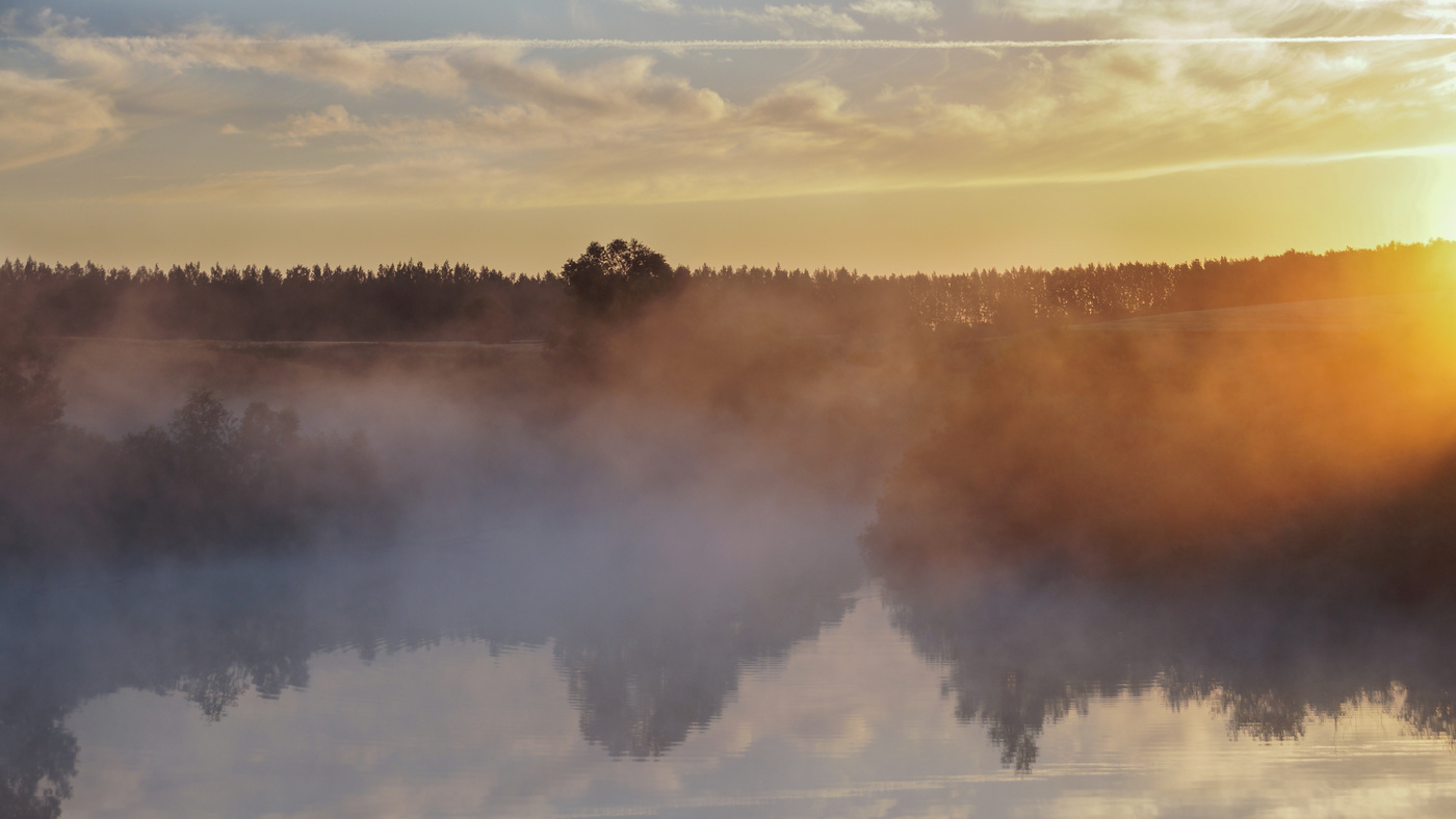 Morgendämmerung auf der Straße ...
