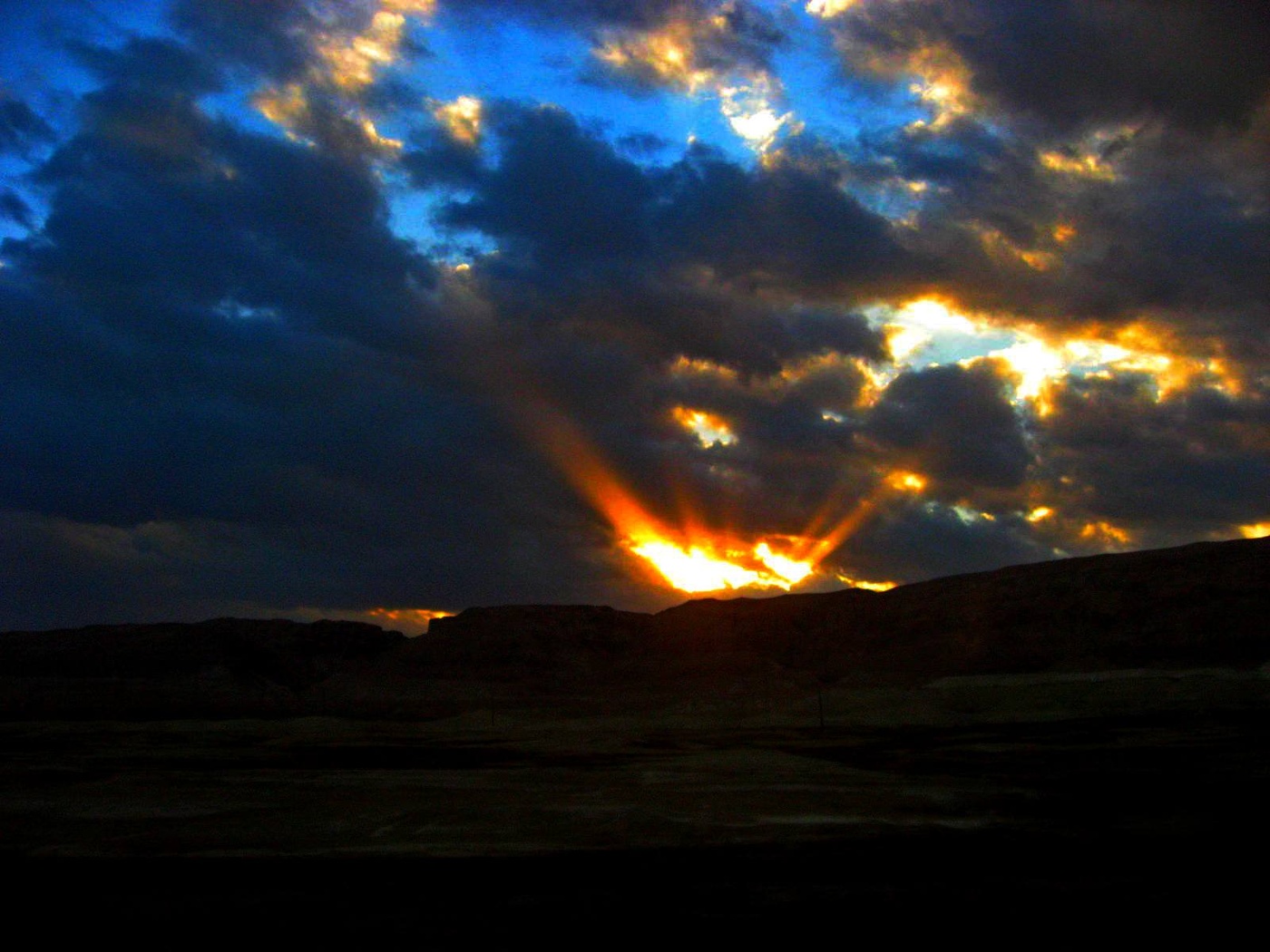 Das Ufer des Toten Meeres