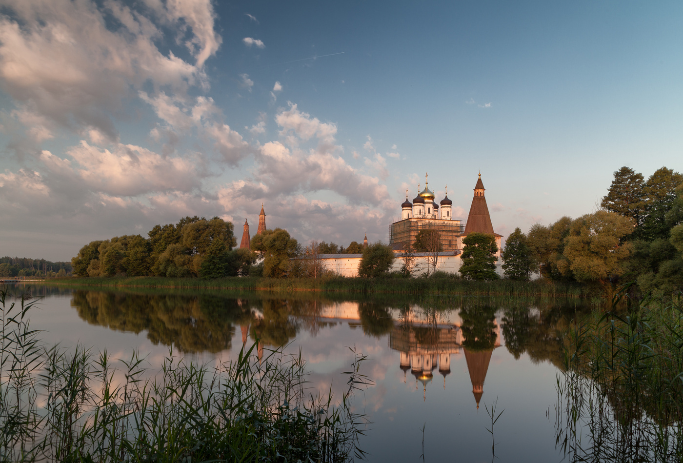 Heilige Annahme-Joseph-Kloster Volokolamsk