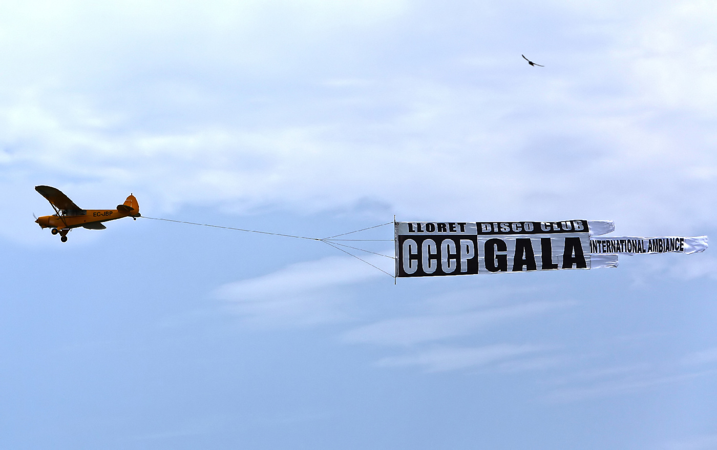 Werbung an den Stränden der Costa Brava