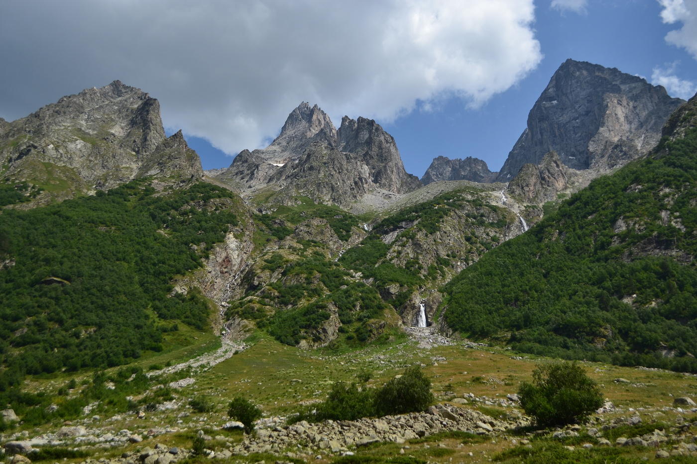 Berg Nahar, Shidak-Ming Dvuzubka. KCR