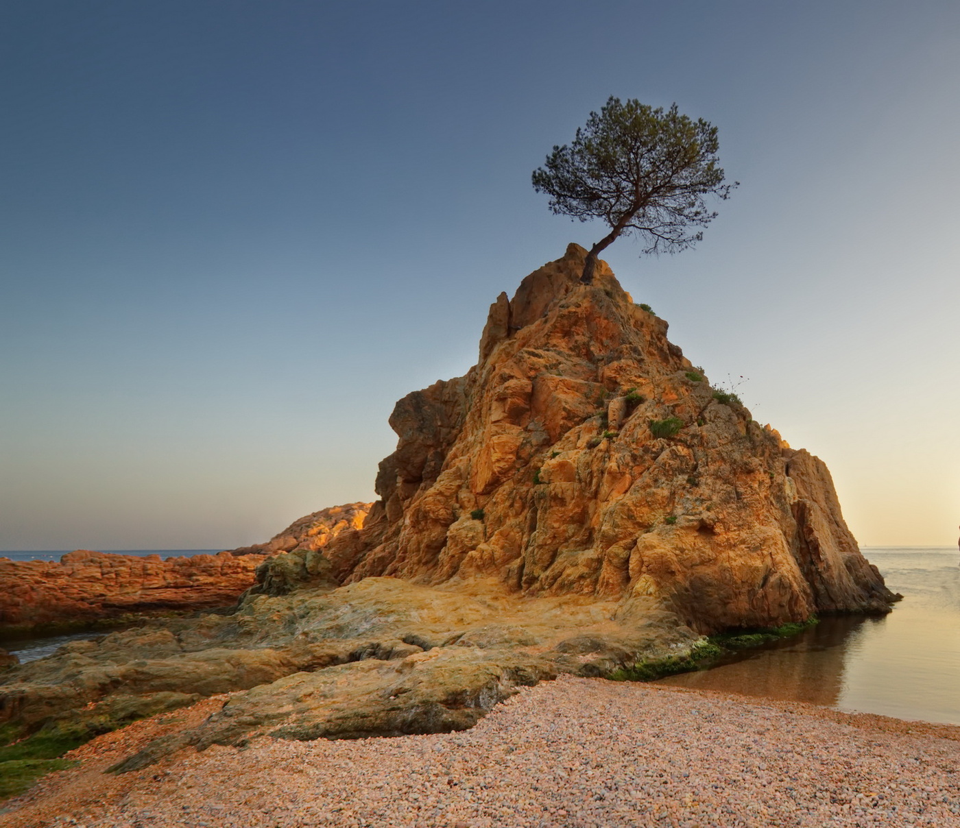 Und auf den Felsen ...
