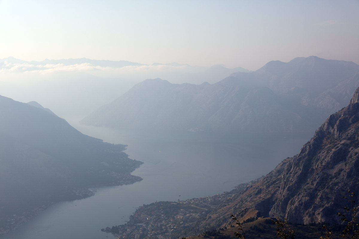 Über Boote (klein) №81. Bucht von Kotor