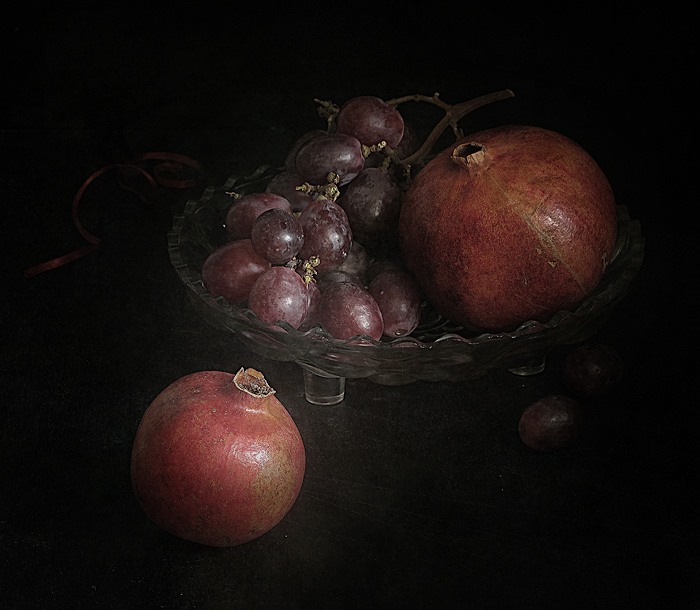 Mit Granaten und Trauben