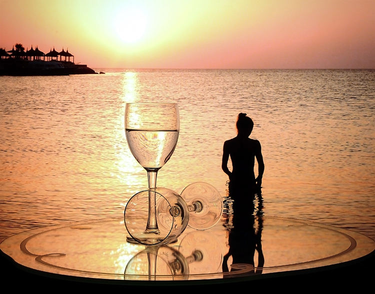 Komposition mit Gläsern