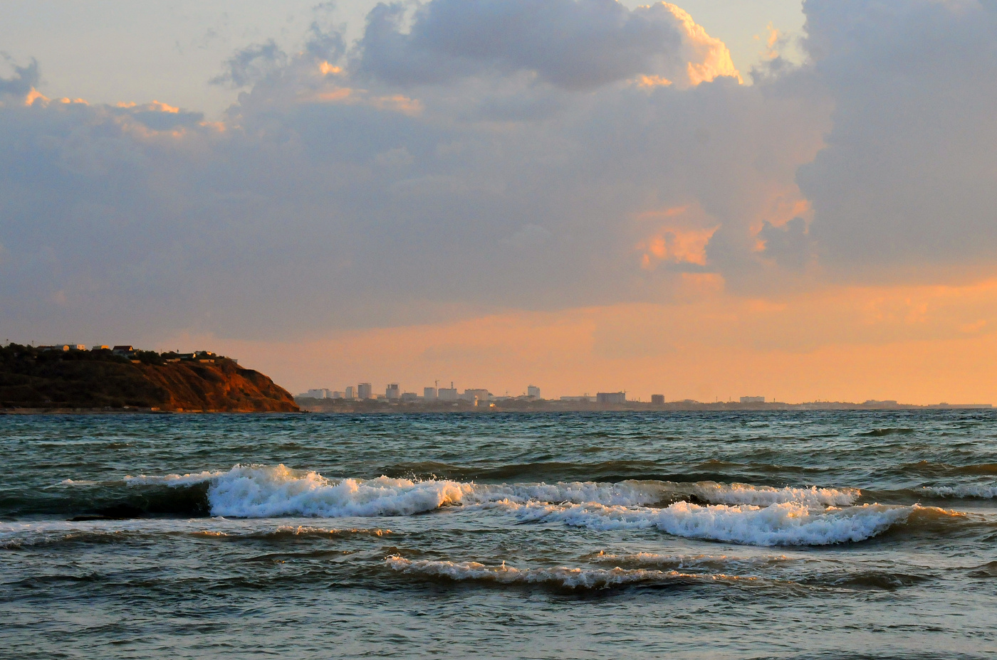Meine Stadt Sewastopol am Horizont